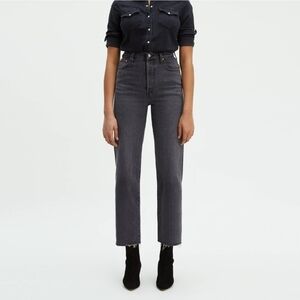 Levi's Premium Ribcage Straight Ankle 24x29